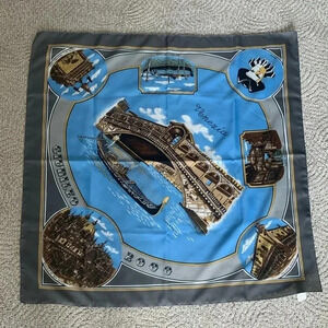 Venice travel scarf